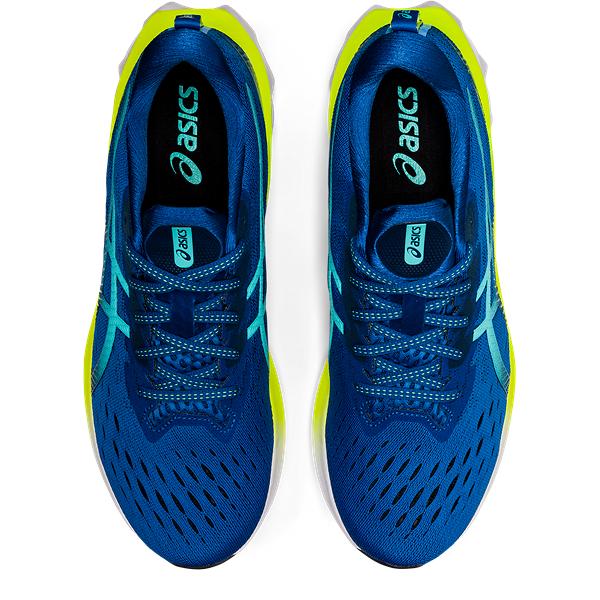 Mens Novablast 2 Running Shoe