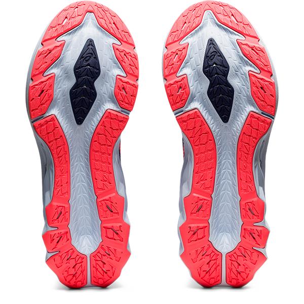 Womens Novablast 2 Running Shoe