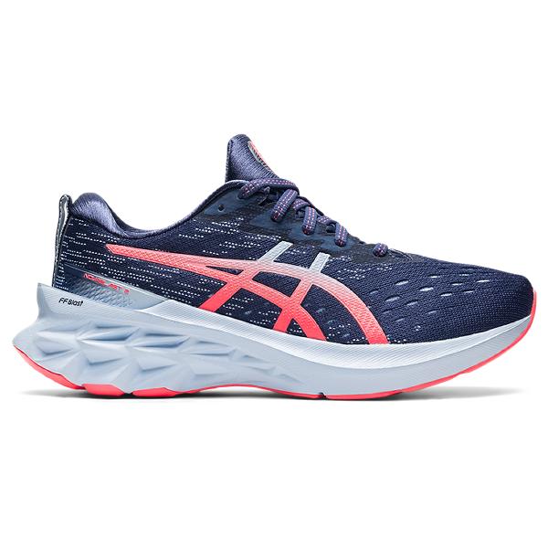 Womens Novablast 2 Running Shoe