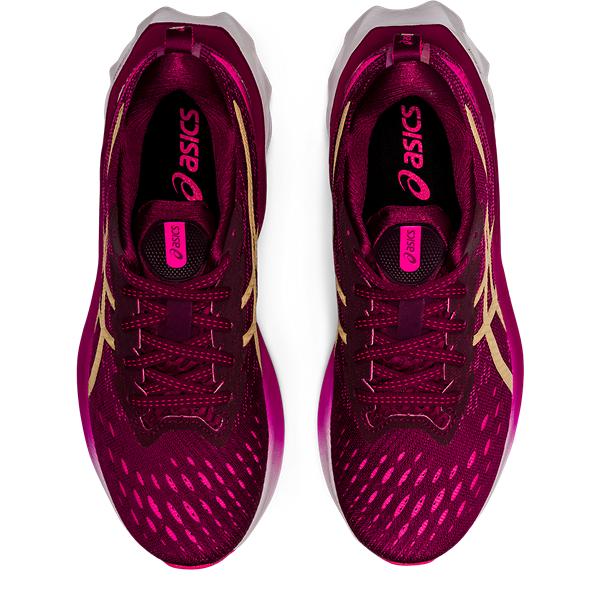 Womens Novablast 2 Running Shoe