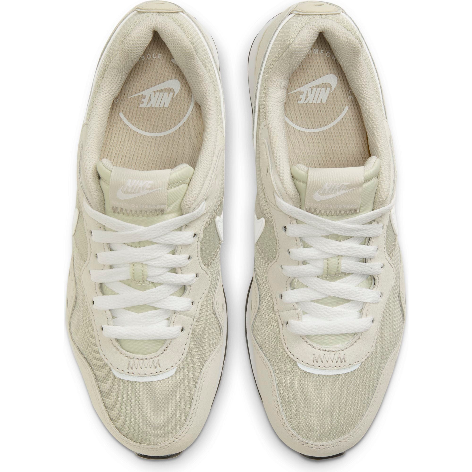 Womens Venture Runner Shoe