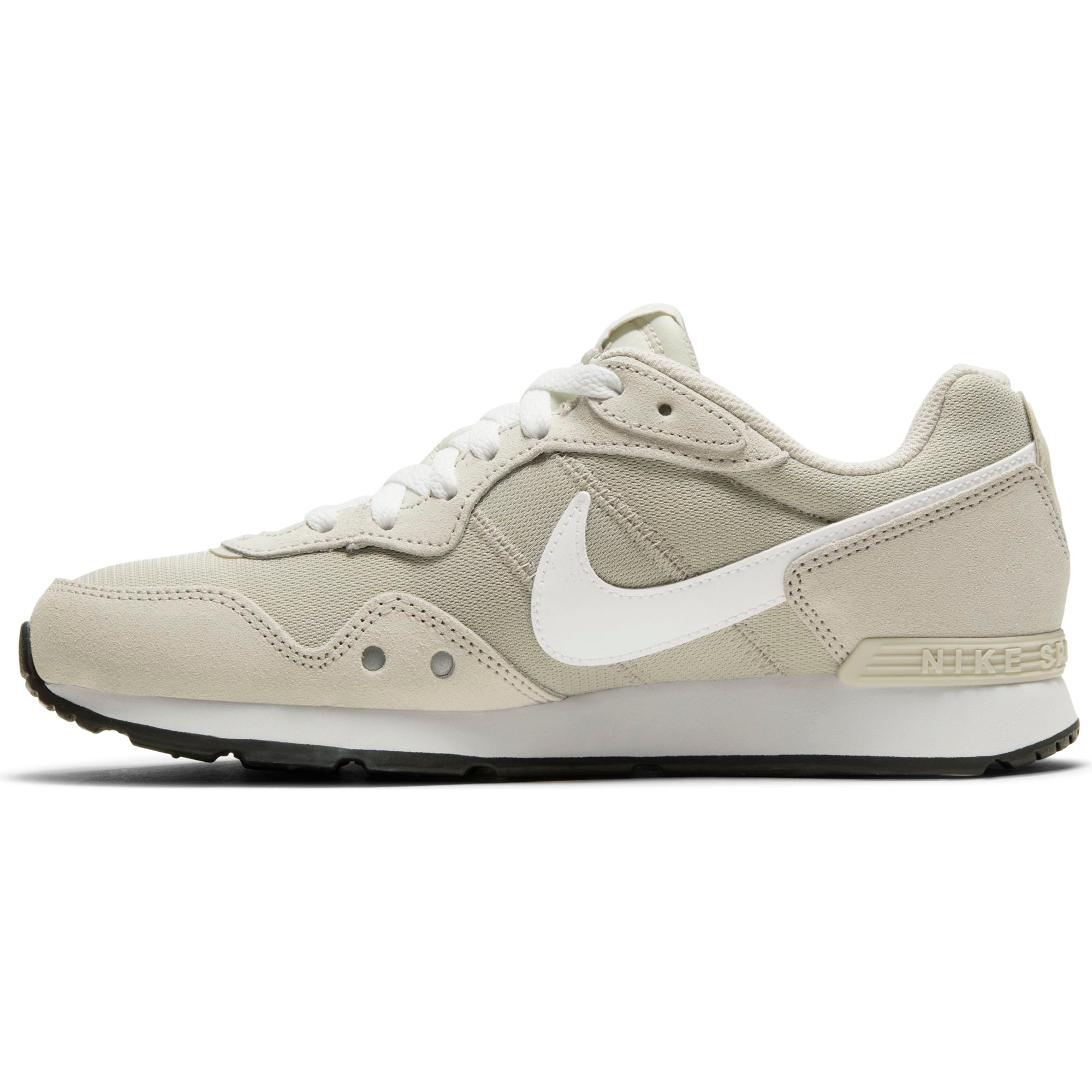 Womens Venture Runner Shoe