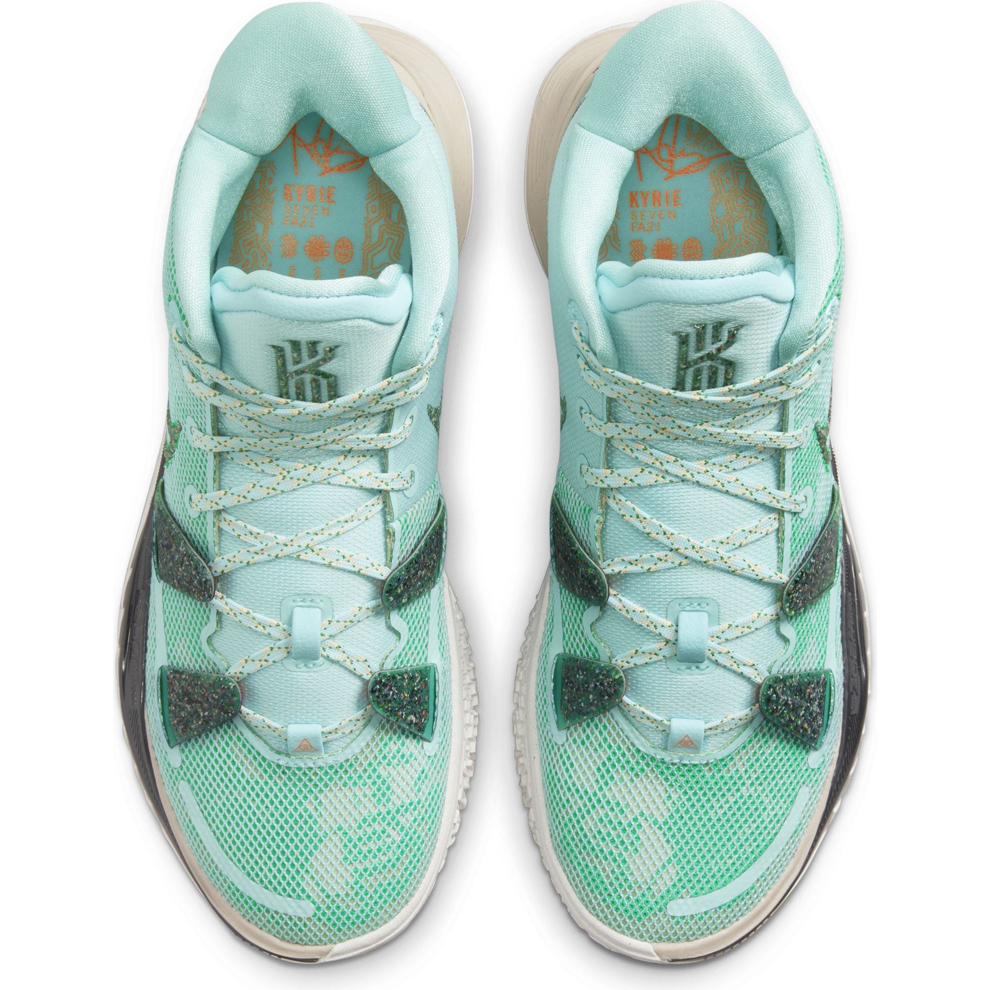 Mens Kyrie 7 Basketball Shoe