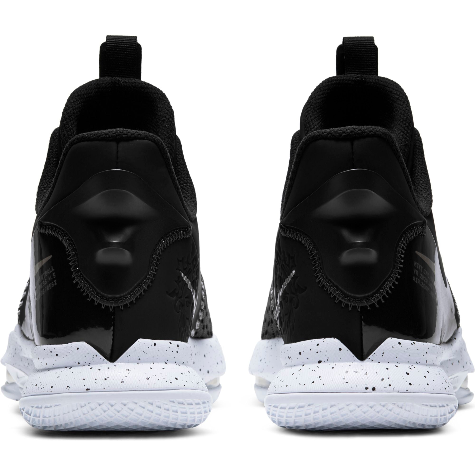 Mens LeBron Witness 5 Basketball Shoe