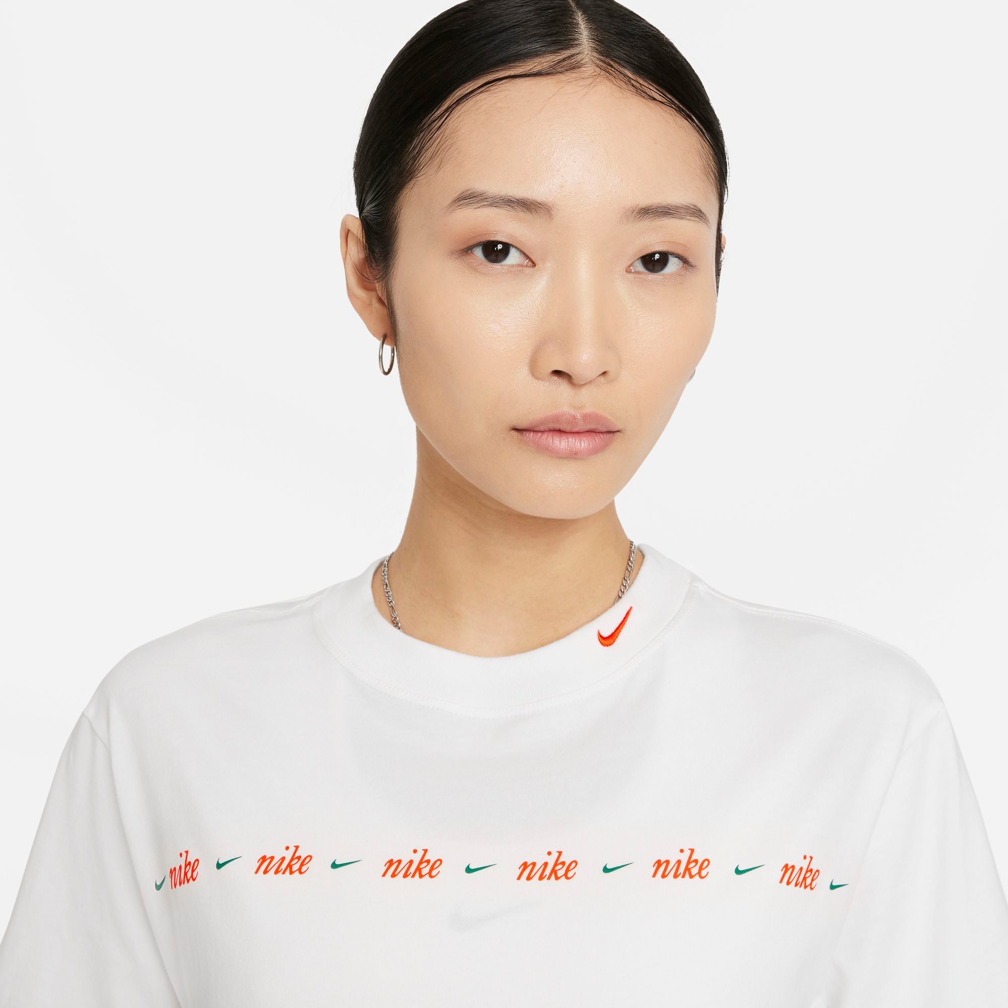 Wonens Repeat Logo Boyfriend Short Sleeve T-Shirt