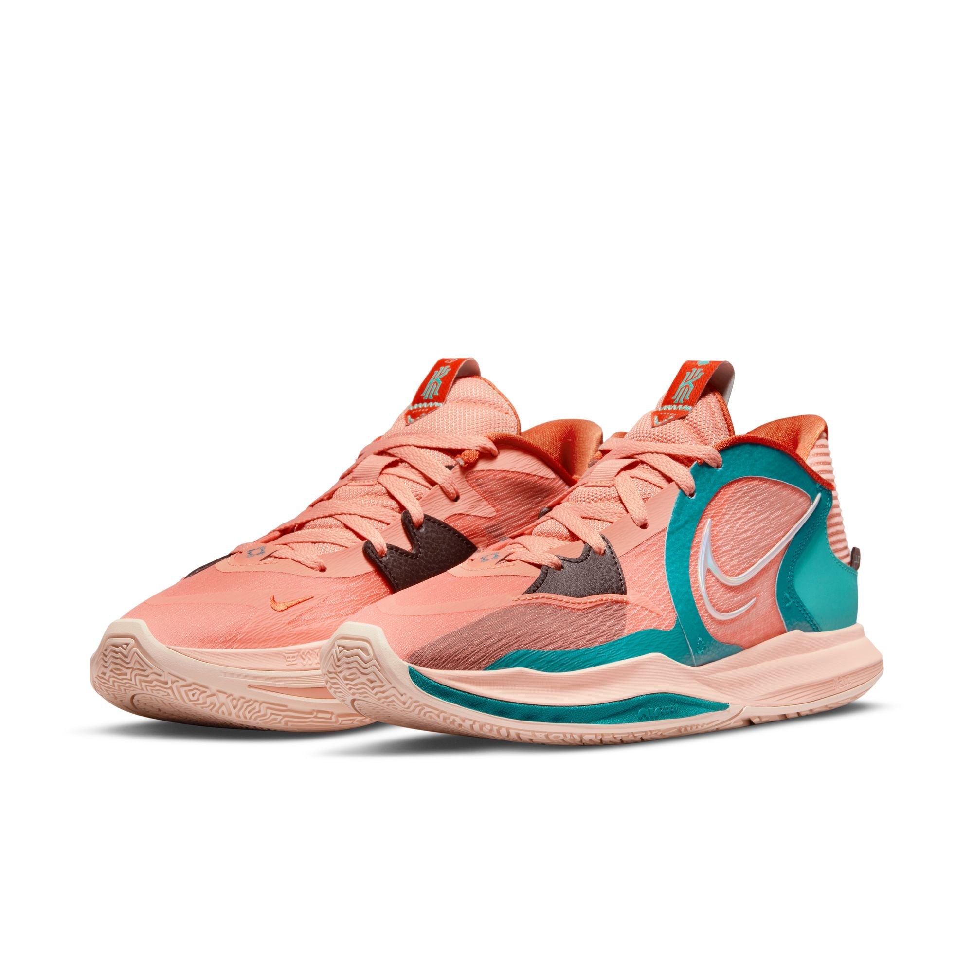 Mens Kyrie Low 5 Basketball Shoe