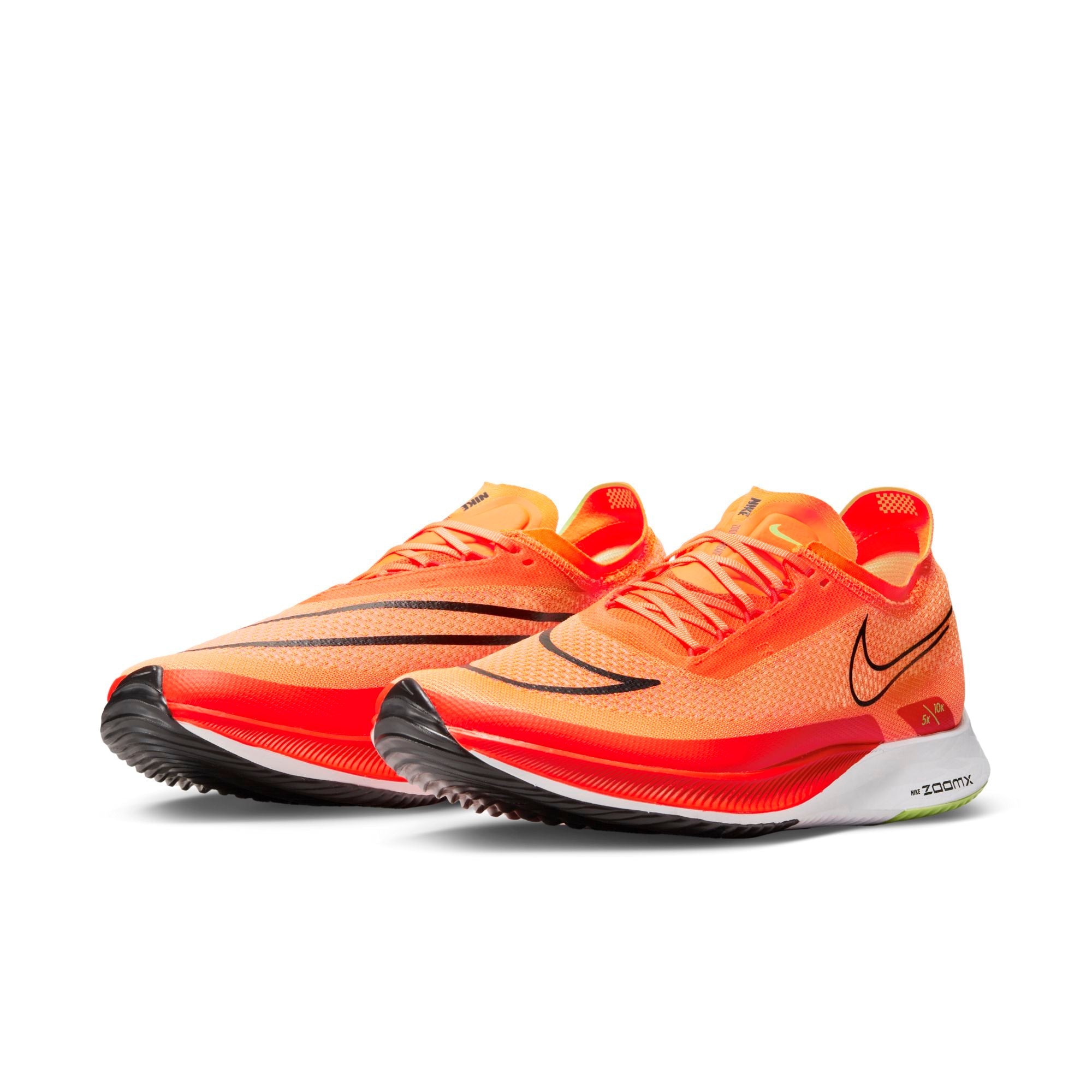 Mens ZoomX Streakfly Running Shoe