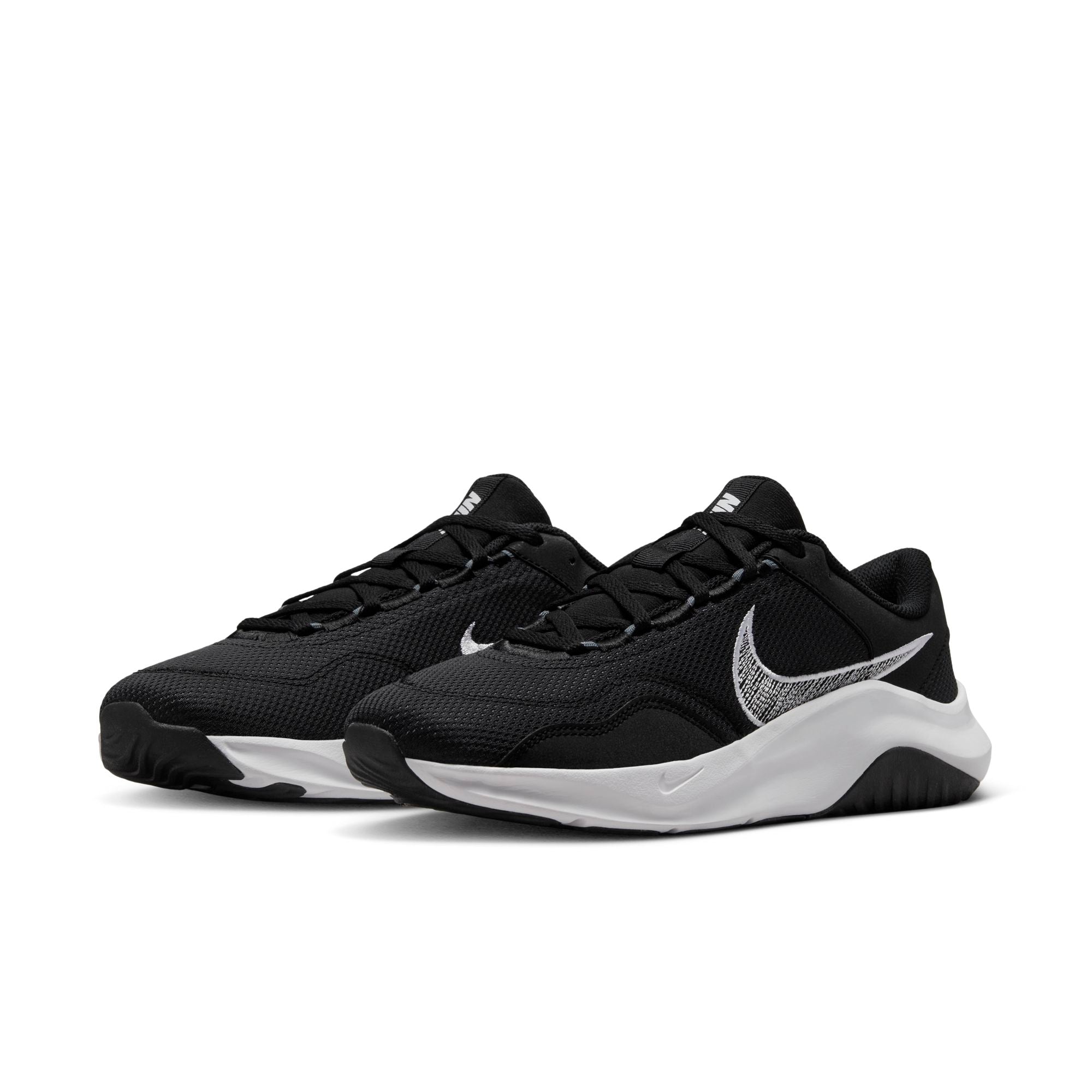 Mens Legend Essential 3 Training Shoe