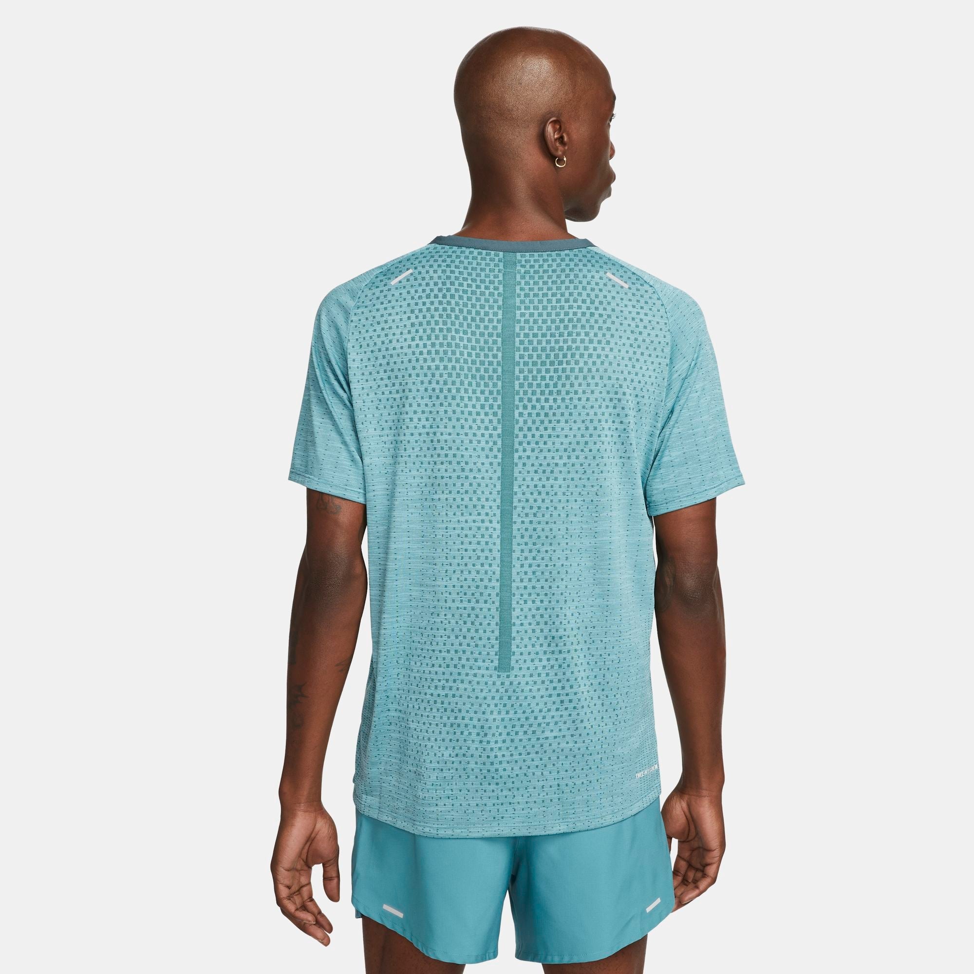 Mens Dri-Fit Advantage Tech Knit Ultra T-Shirt