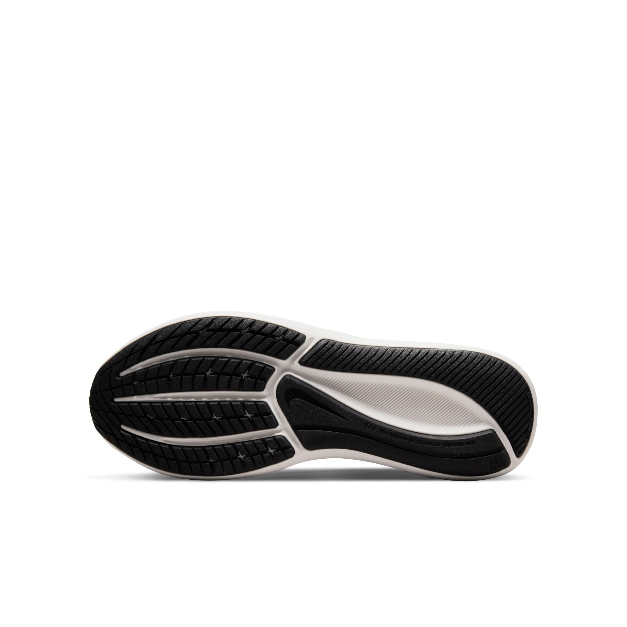 Junior Star Runner 3 Running Shoe