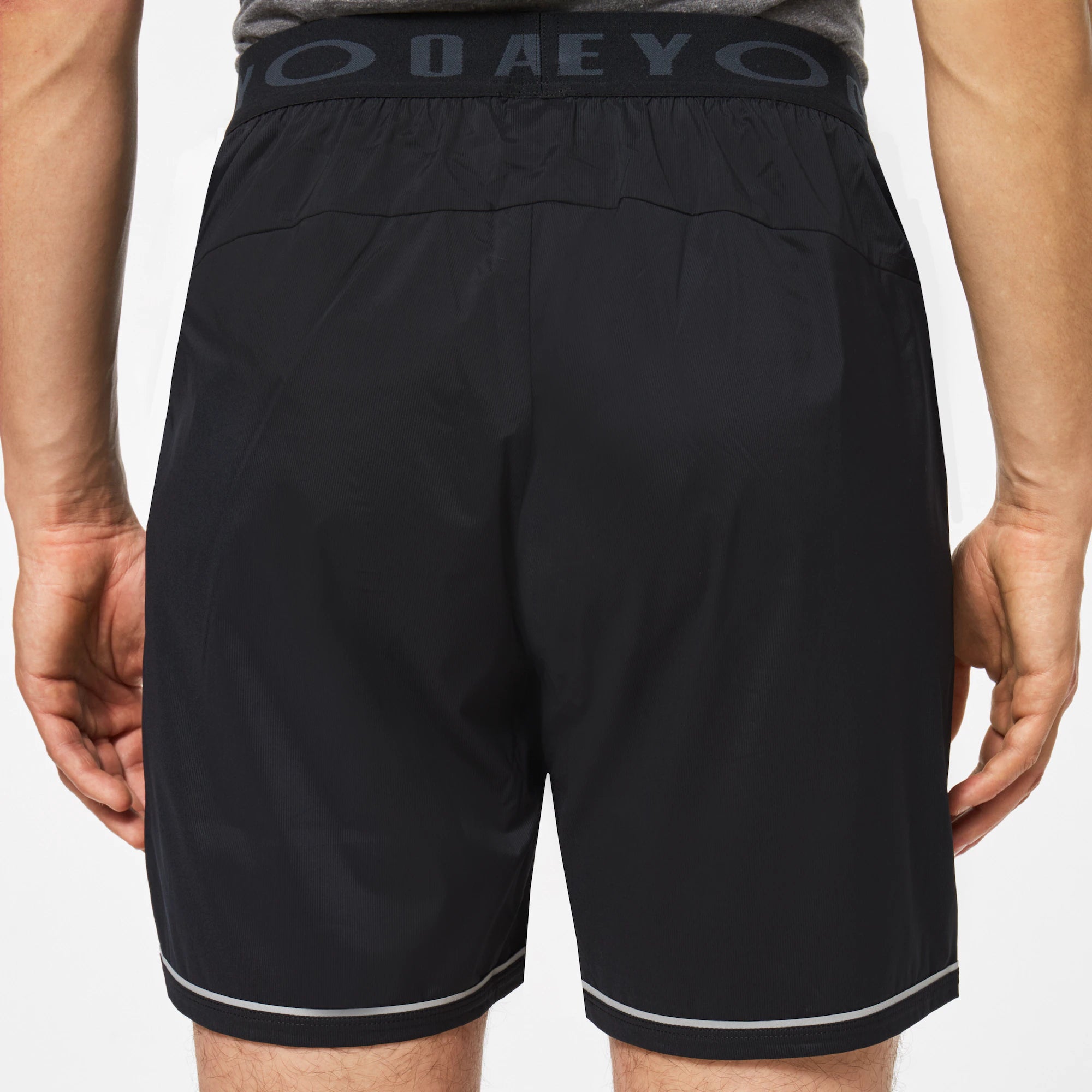 Mens Hot Temps 6 Inch Short