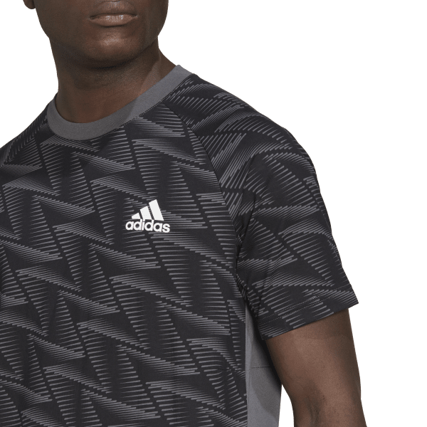 Mens Designed for Gameday Travel Short Sleeve T-Shirt