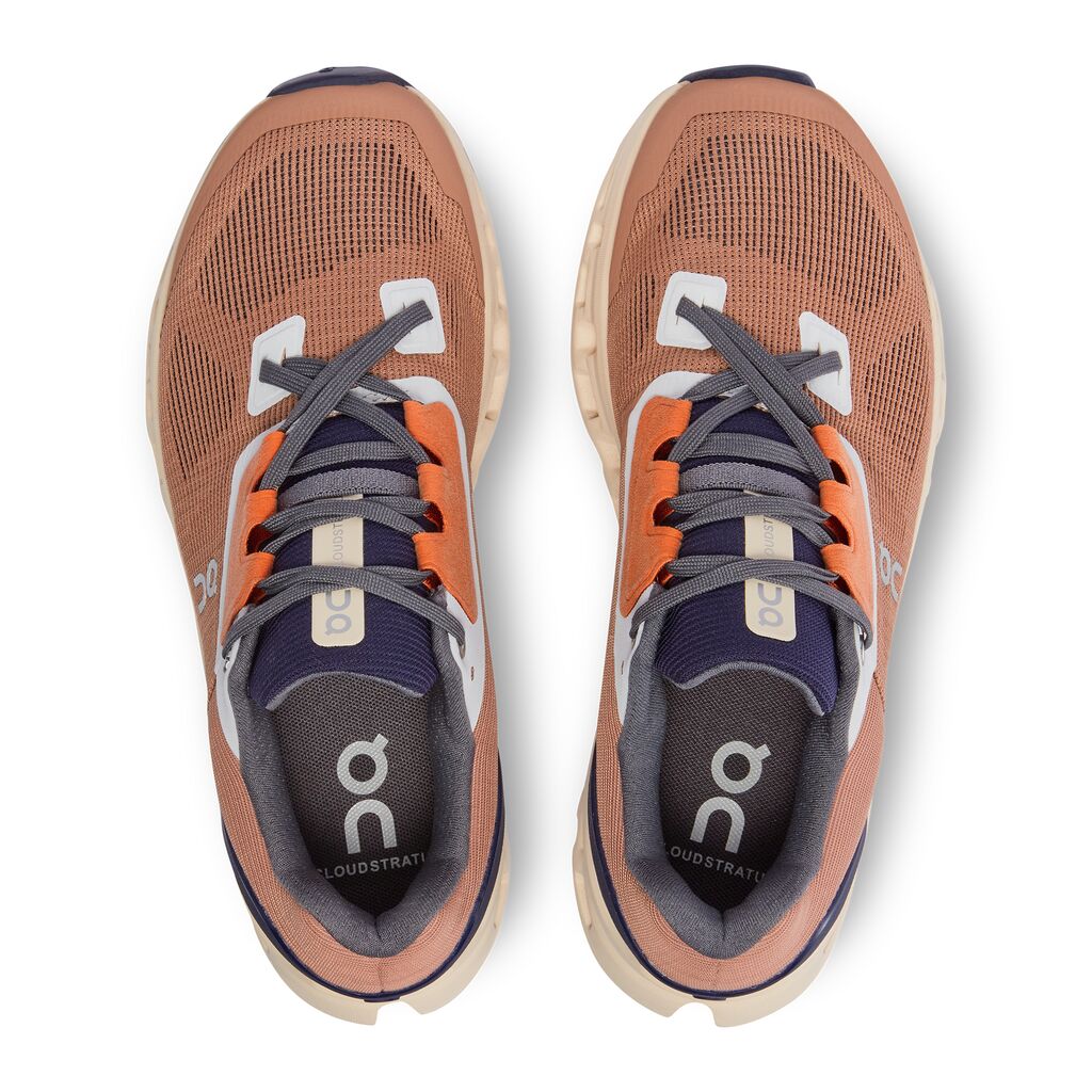 Womens Cloudstratus Running Shoe