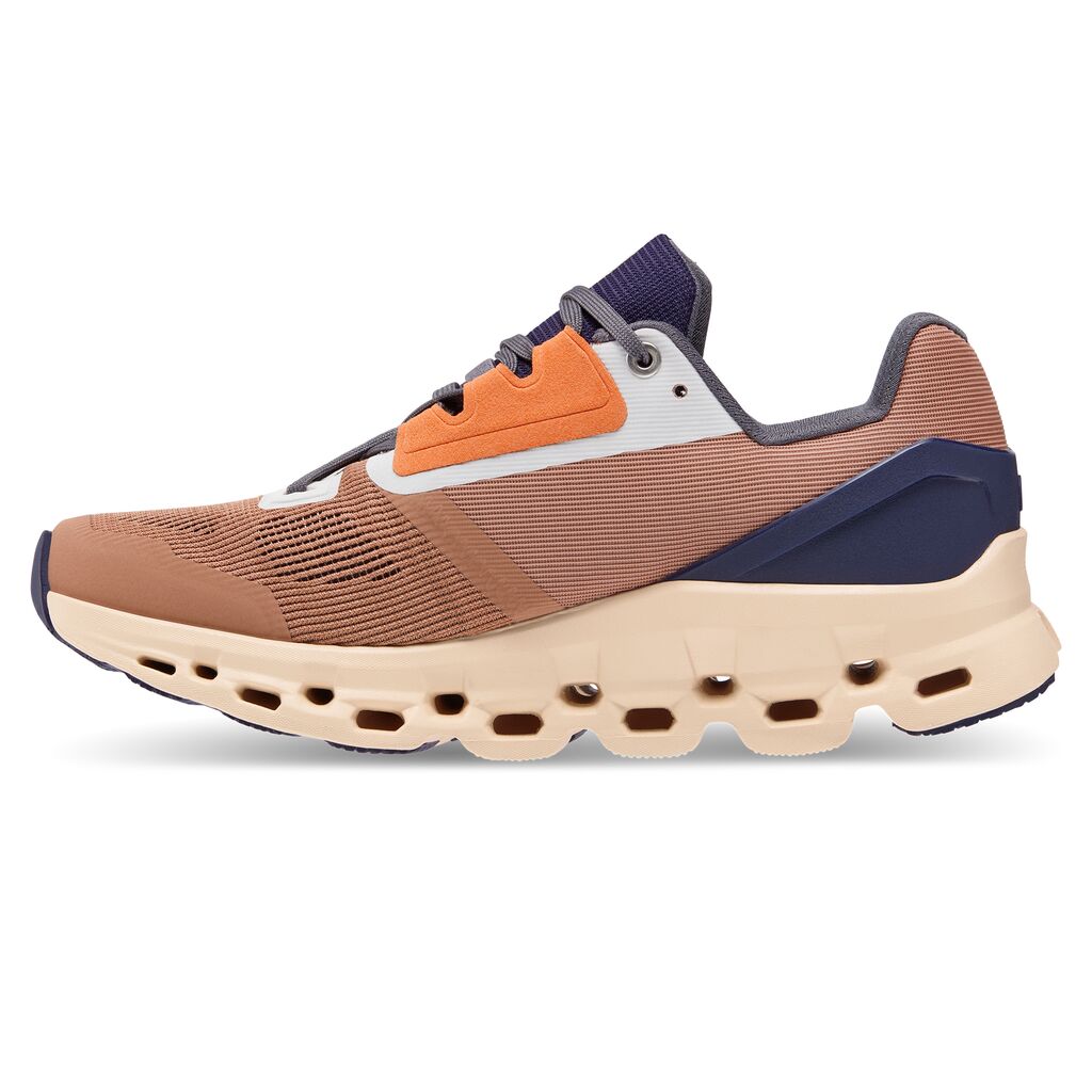 Womens Cloudstratus Running Shoe