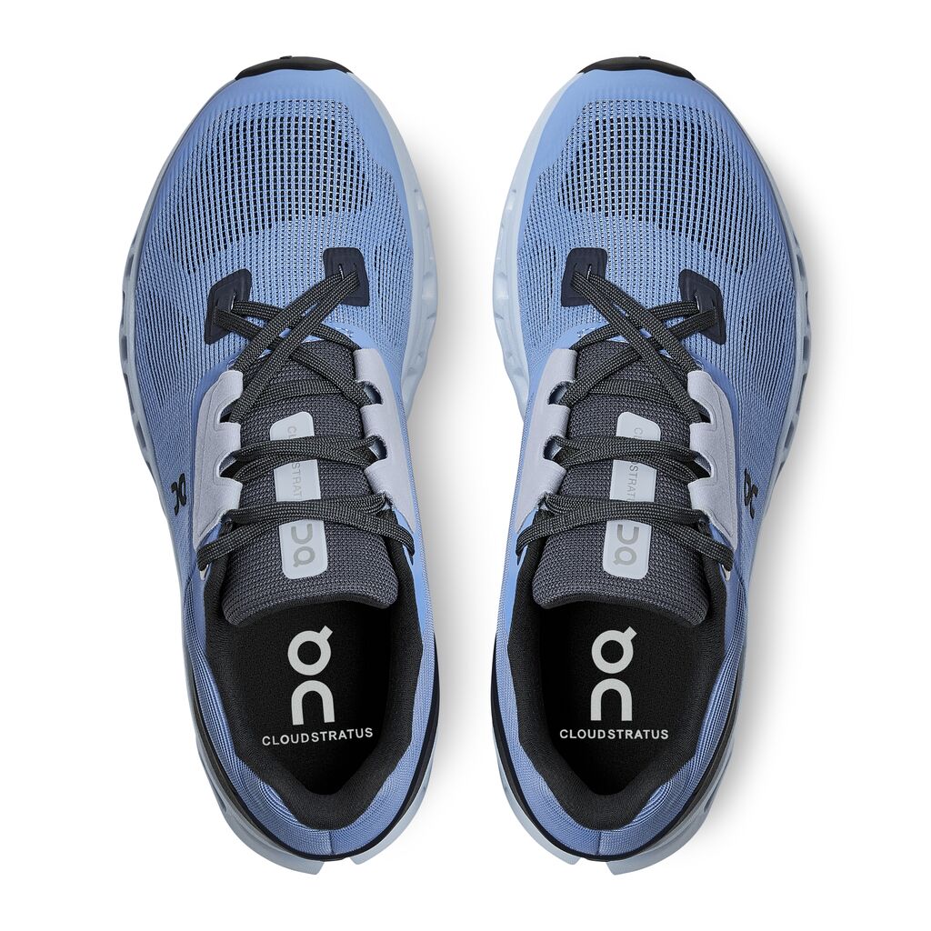 Womens Cloudstratus Running Shoe